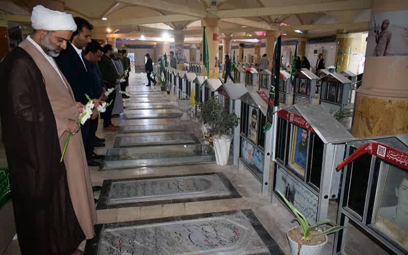 تجدید بیعت کارکنان اداره‌کل تبلیغات اسلامی بوشهر با آرمان‌های شهدا
