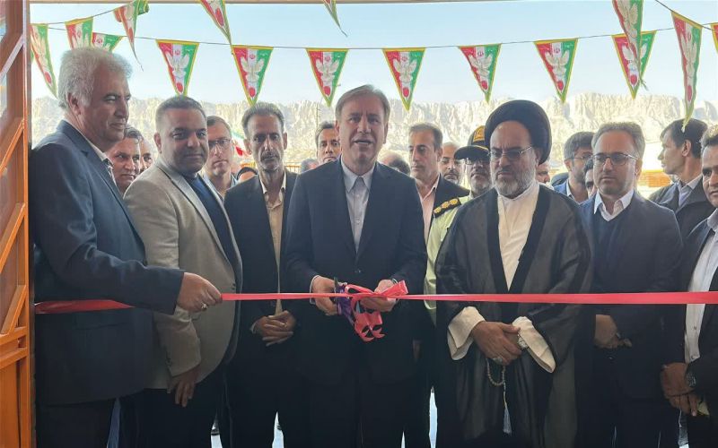 افتتاح سالن ورزشی تنگمان جمالآباد