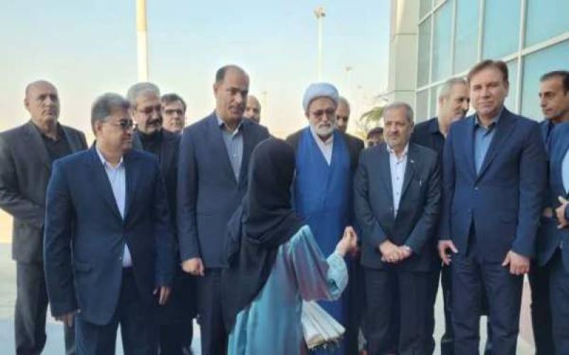 وزیر آموزش و پرورش با دعوت استاندار به استان بوشهر سفر کرد