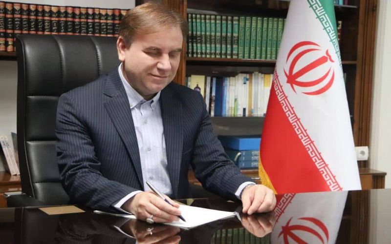 پیام استاندار بوشهر به مناسبت فرا رسیدن هفته بزرگداشت مقام معلم: نگاه دولت وفاق ملی به آموزش و پرورش، مبنایی و راهبردی است