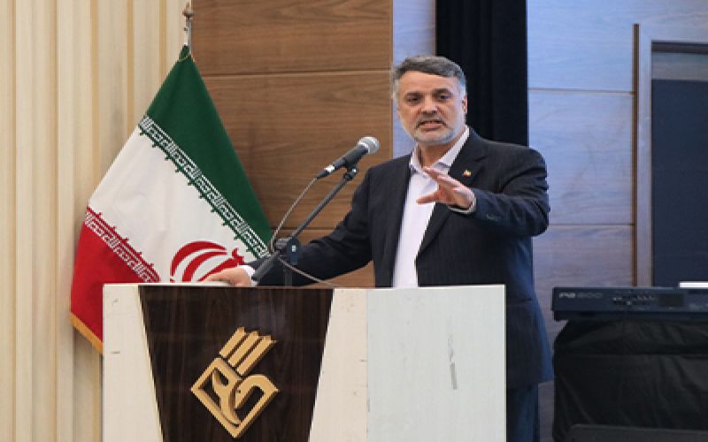 معاون فرهنگی دانشجویی وزارت بهداشت در بوشهر: قهرمانان واقعی کسانی هستند که برای سربلندی ایران تلاش می‌کنند وحدت و انسجام ملی رمز عبور از مشکلات است