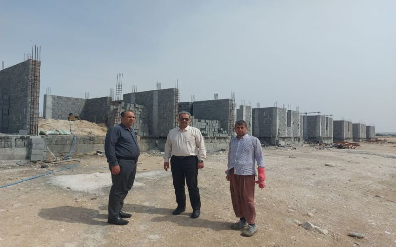 بازدید مدیرکل بنیاد مسکن استان بوشهر از پروژه دهکده شهری تنگستان