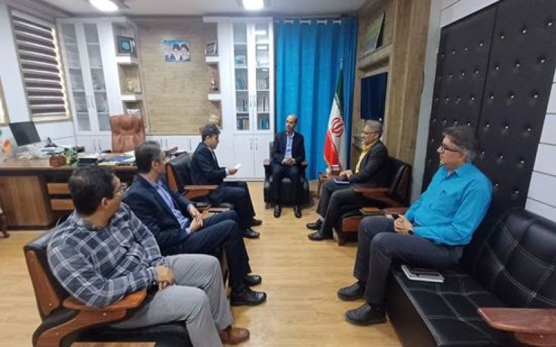 فرماندار دشتی با تأکید بر نقش مهم دامپزشکی در دو حوزه آموزش و سلامت جامعه خواستار توجه ویژه استان به ظرفیت‌های دامپروری شهرستان شد.