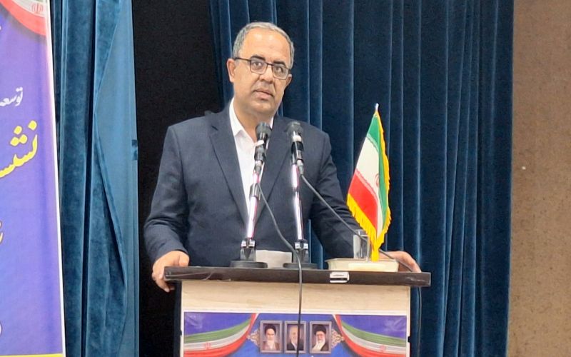 فرماندار بوشهر: بازگشایی مدارس باعث سرزندگی بیشتر شهرها و روستاها میشود/ با فضاسازی با نشاط و امیدوار آفرین شهرها و روستاها به استقبال مهرماه برویم*